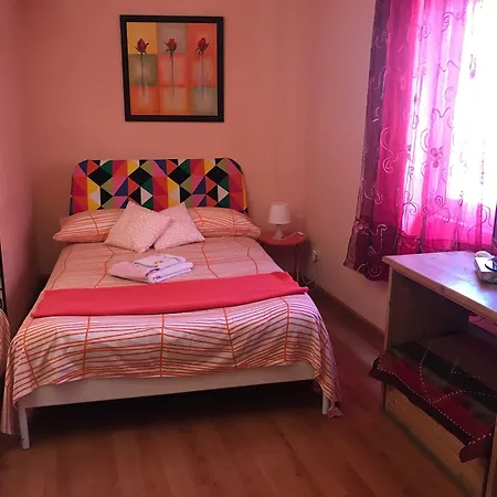 I Colori Di Sara Oda ve Kahvaltı 3*