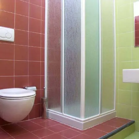 Oda ve Kahvaltı I Colori Di Sara 3*