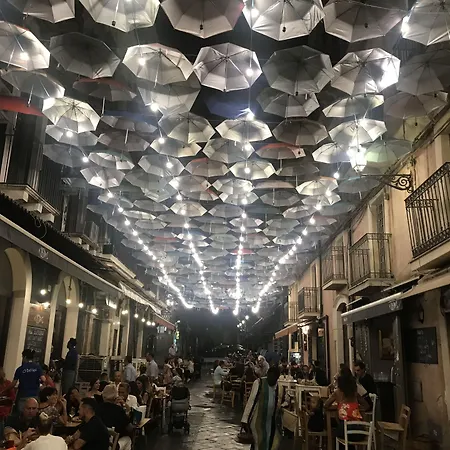 Oda ve Kahvaltı I Colori Di Sara Katanya